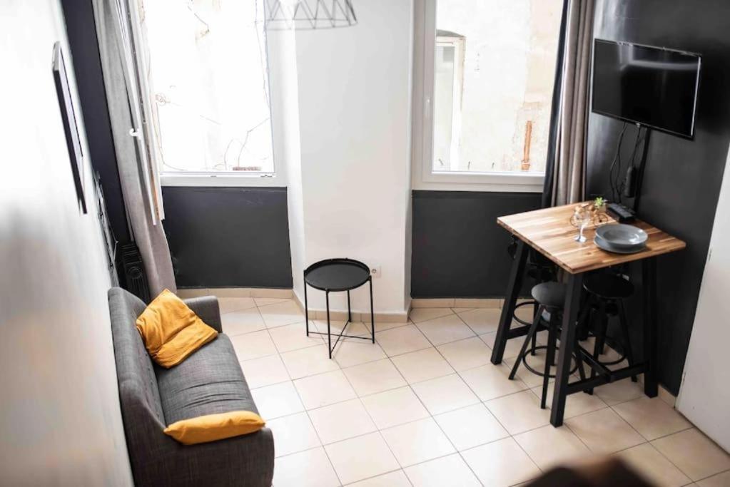Appartement Tout Equipe Au Coeur Du Vieux Port Marseille Marselha Exterior foto